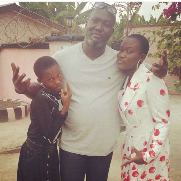 Photo Of The Late Bishop Bernard Nyarko And His 2 Beautiful Daughters Goes  Viral - TheGossipScoop.com